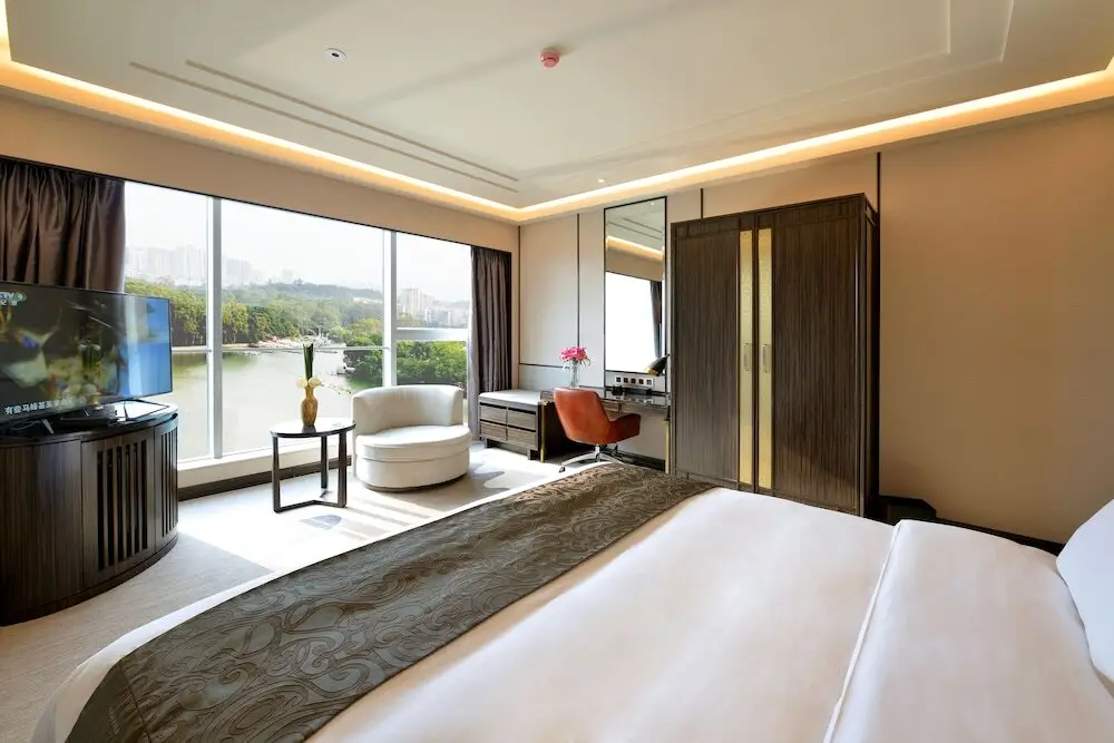 Фучжоу: Fuzhou Lakeside Hotel
