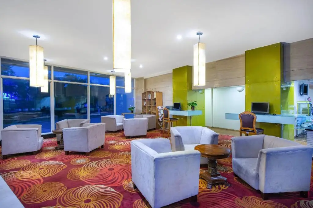 Тяньцзинь: Holiday Inn Express Tianjin Airport