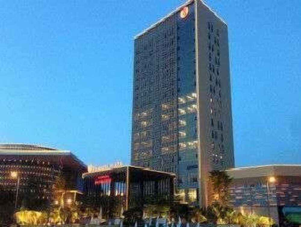 Ramada Plaza Huizhou East — фото 1