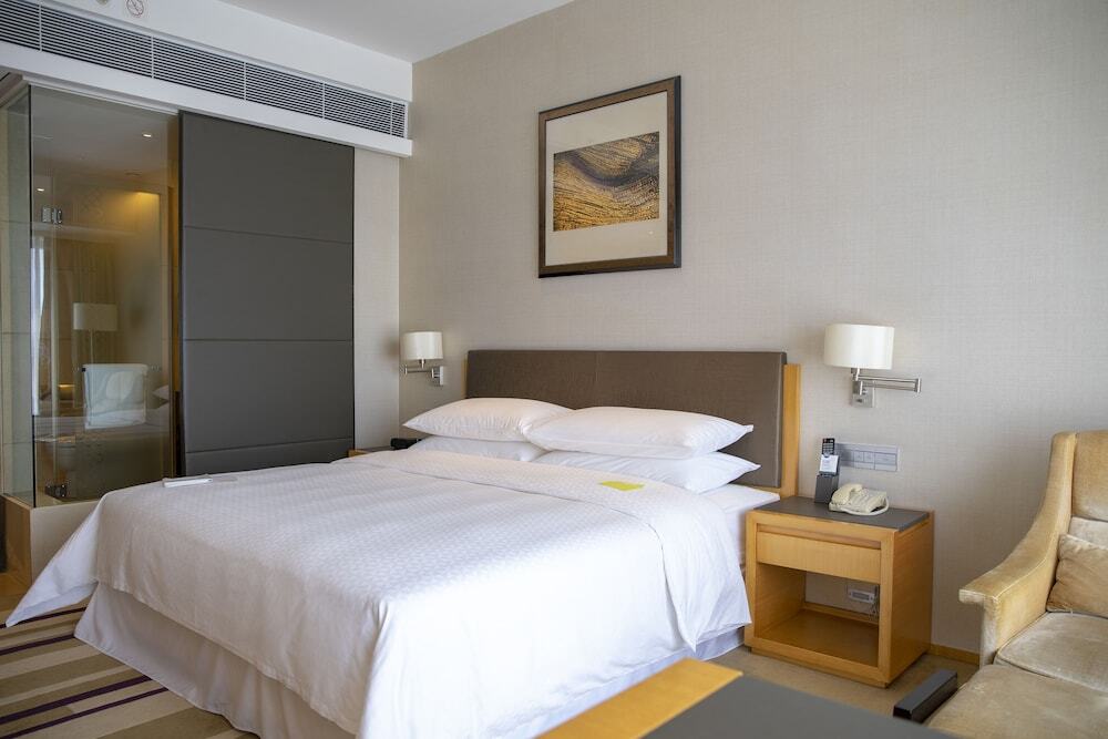 Гуанчжоу: Four Points By Sheraton Guangzhou, Dongpu