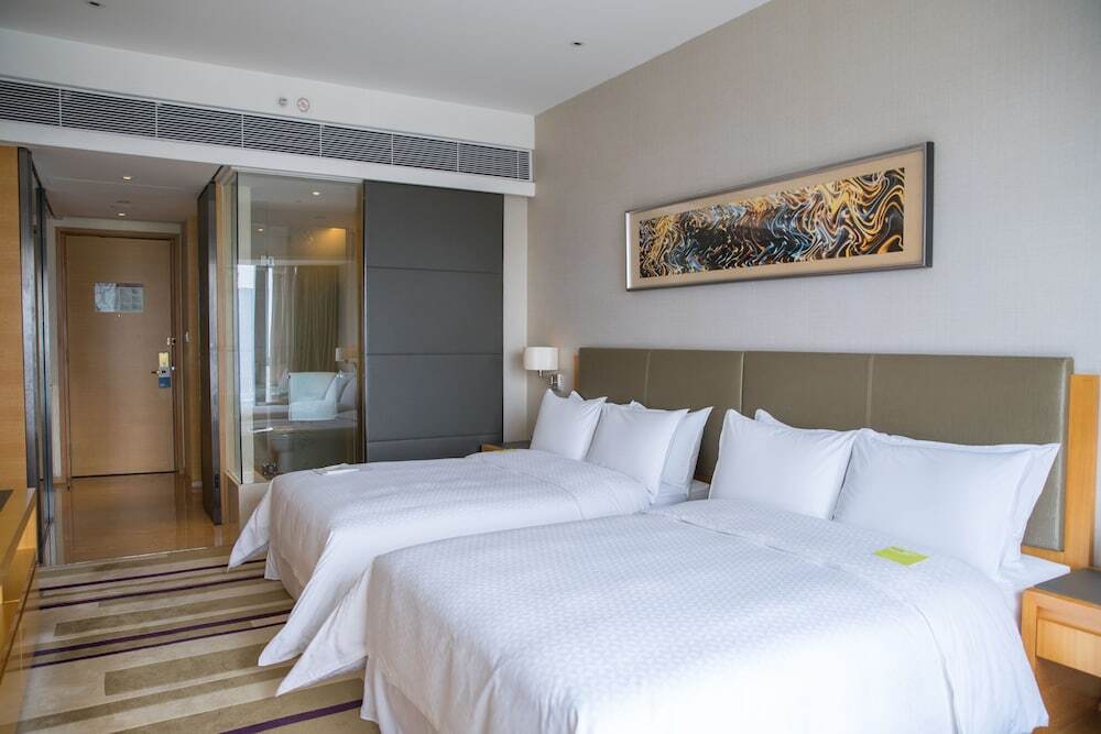Гуанчжоу: Four Points By Sheraton Guangzhou, Dongpu