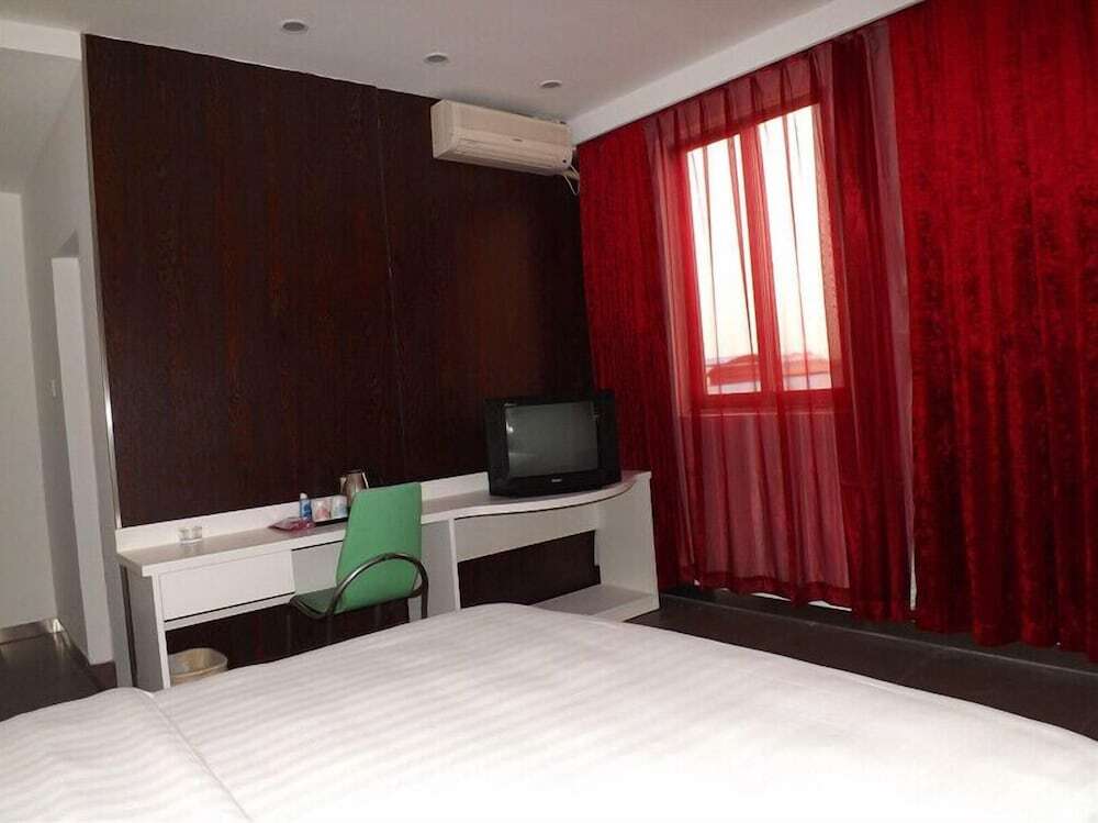 Гуанчжоу: V8 Hotel Xi Lang Branch
