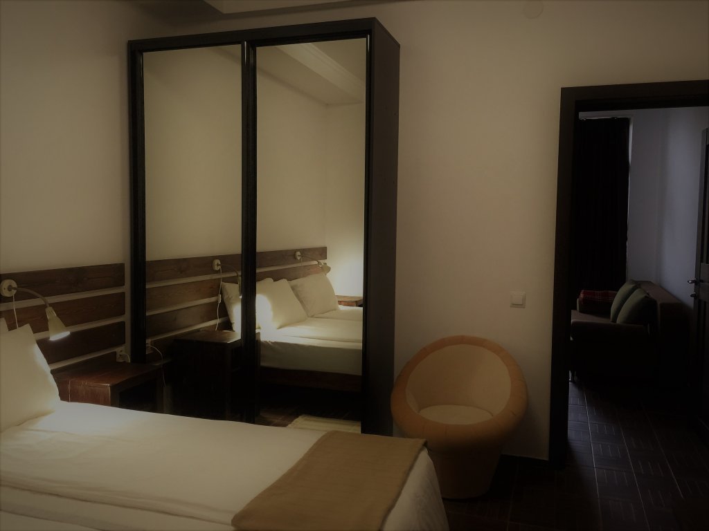 Заозерное: Guest House Volshebnaya Lampa