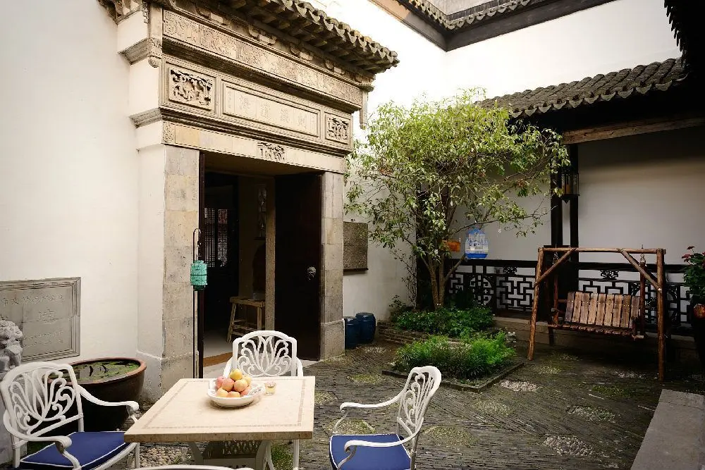 Шанхай: Blossom Hill Inn Zhouzhuang  Seasonland
