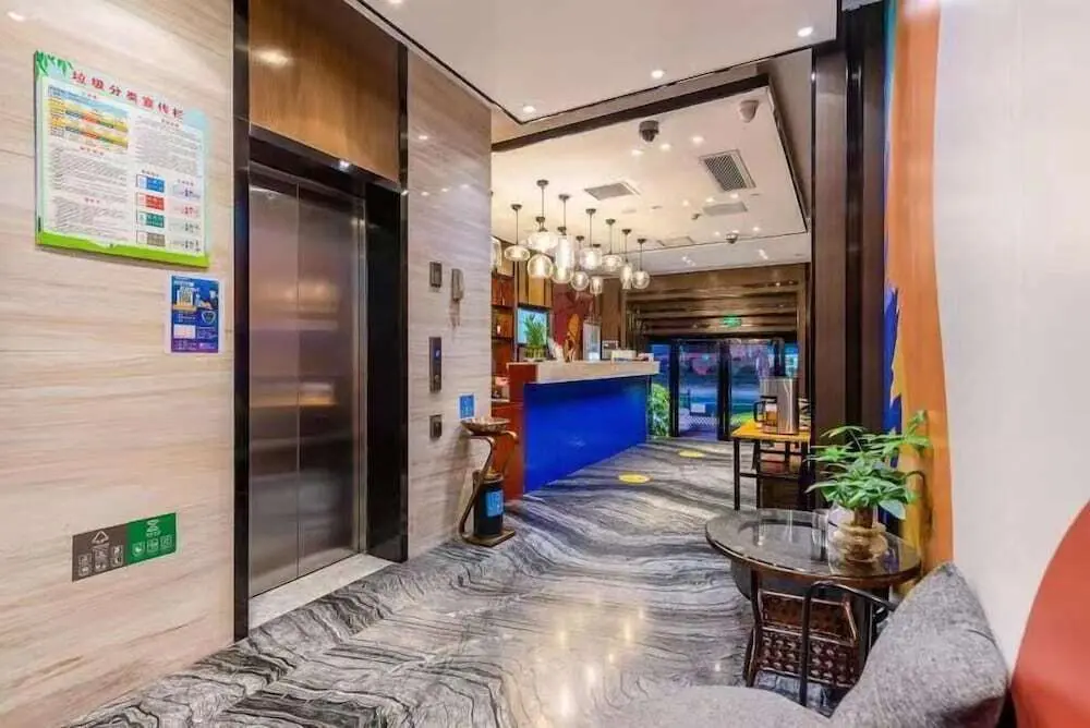 Гуанчжоу: CHEERMAY HOTELS (Guangzhou Pazhou Exhibition Center Chigang Metro Station)