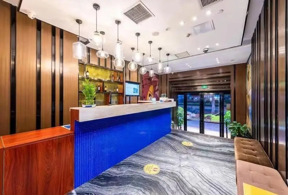 Гуанчжоу: CHEERMAY HOTELS (Guangzhou Pazhou Exhibition Center Chigang Metro Station)