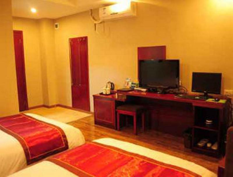 Цзуньи: Super 8 Hotel Chishui He Bin XI Lu