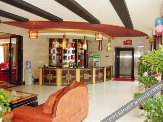 Панжихуа: Panzhihua Xinshichuang Sunshine Hotel
