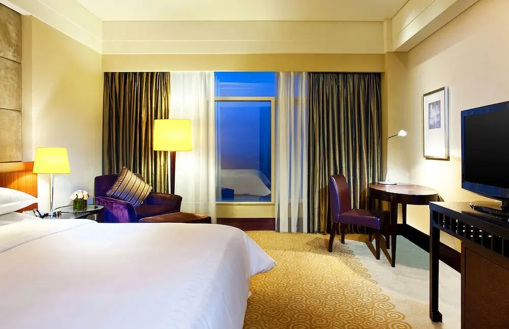 Дунгуань: Sheraton