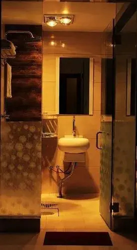 Юйси: Yuxi Lucky 5 Million Fast Hotel