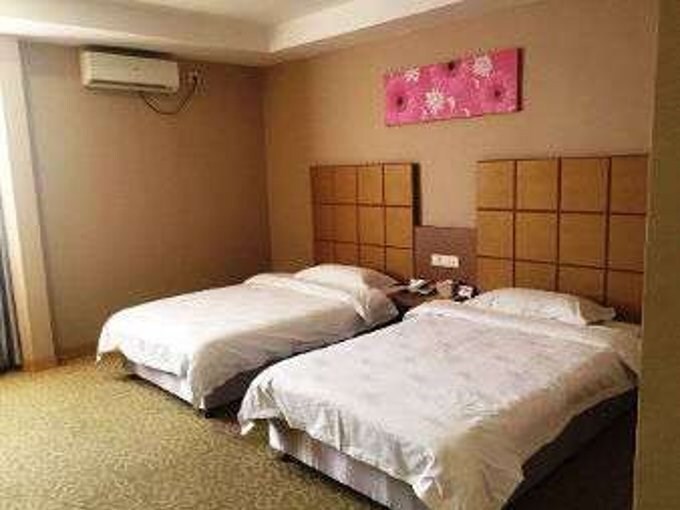 Super 8 Hotel Dongguan Dalang Bus Station — фото 1