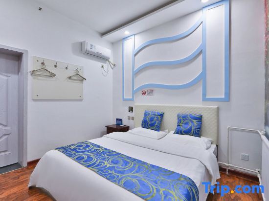Пекин: Super 8 Hotel (Beijing Liyuan Metro Station)