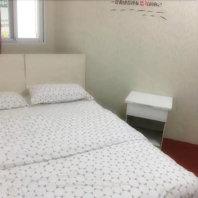 Ухань: Qitian Apartment