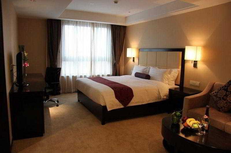 Шанхай: Howard Johnson Executive Suites Xuhui Shanghai