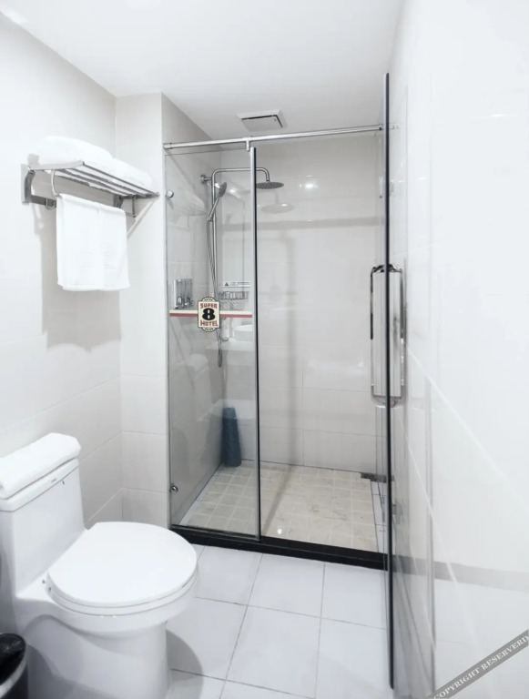 Пекин: Super 8 Hotel By Wyndham Beijing Haidian Xi Ba Li Zhuang Lu