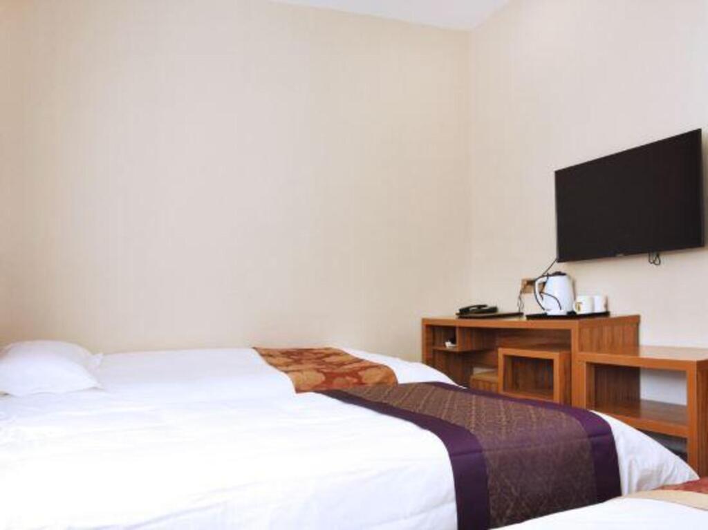 Пекин: Super 8 Hotel (Beijing Xinnan Road Miyun Station)