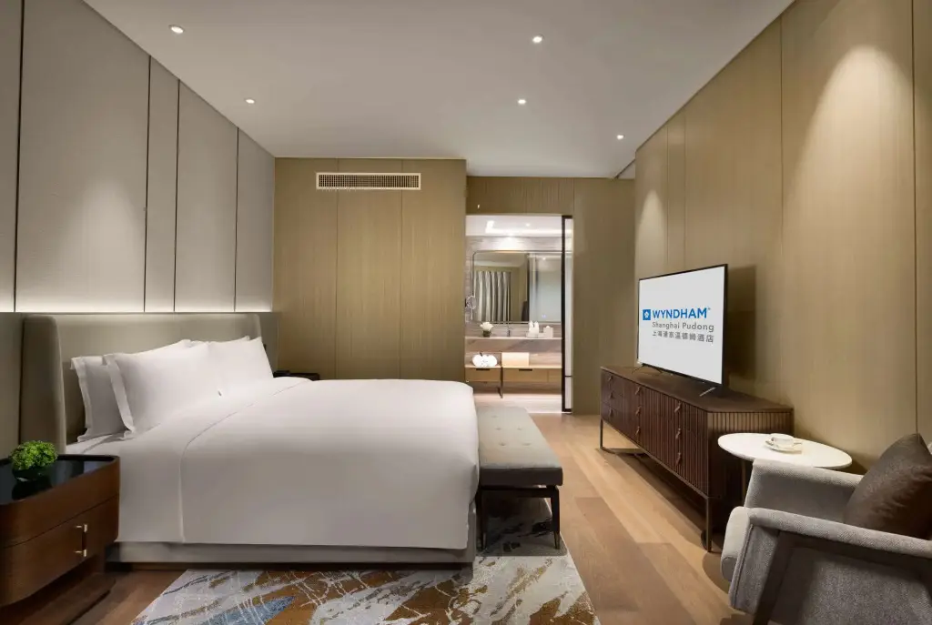 Шанхай: Wyndham Shanghai Pudong