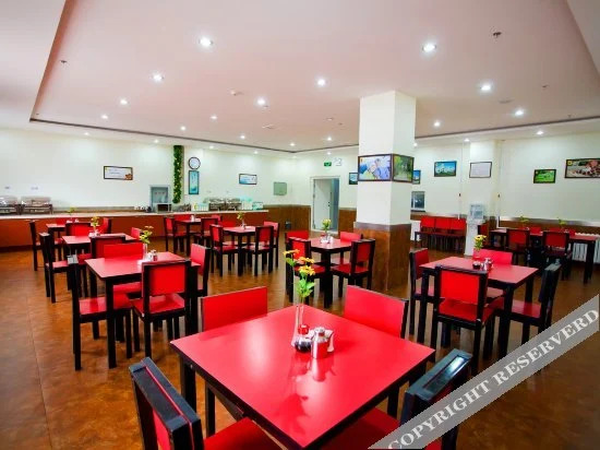 Паниин: Super 8 Hotel Panjin Ji Xing