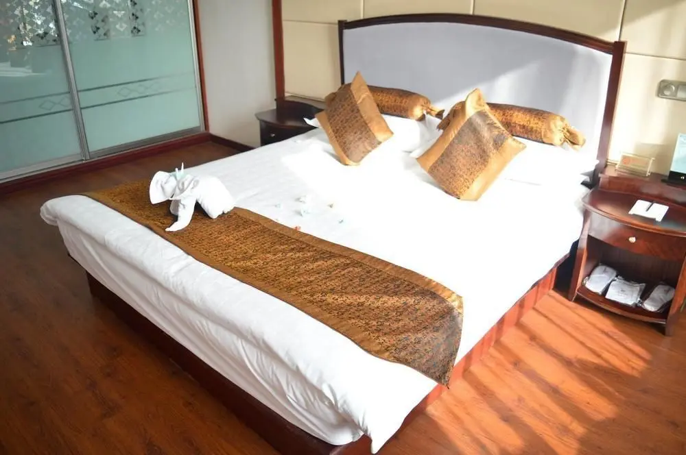 Чанчунь: Qianyuan Jingyang (Eastern King) Hotel