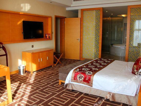 Лохэ: New Century Grand Hotel Luohe Henghui
