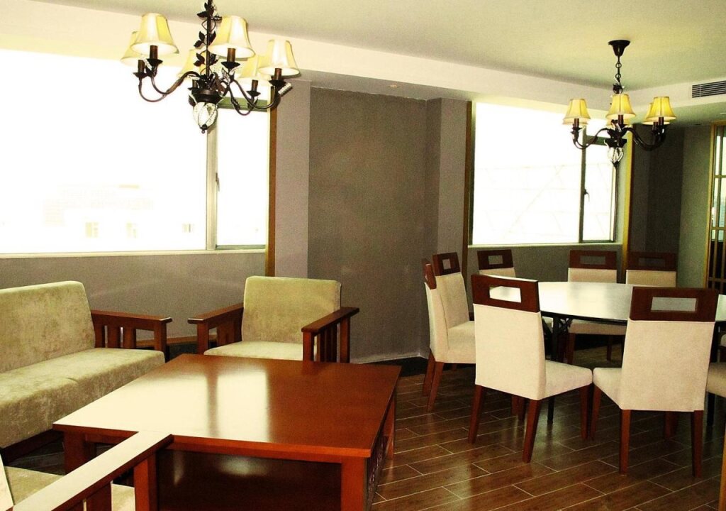 Джиангме: Zhongtailai Grand Hotel