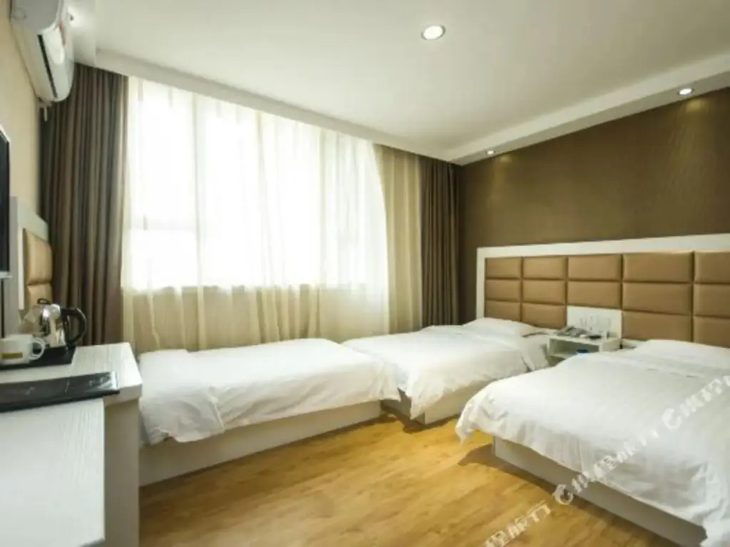 Пекин: Super 8 by Wyndham Beijing Qian Men