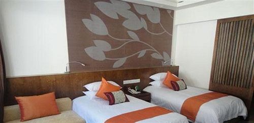 Julong Hotel - Chizhou — фото 1