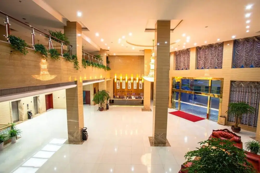 Anji Pinguan Hotel — фото 1