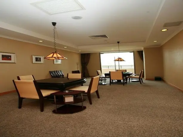 Шанхай: Crowne Plaza Lake Malaren