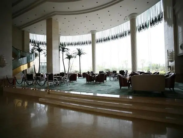 Шанхай: Crowne Plaza Lake Malaren