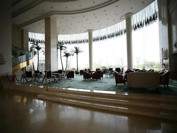 Шанхай: Crowne Plaza Lake Malaren