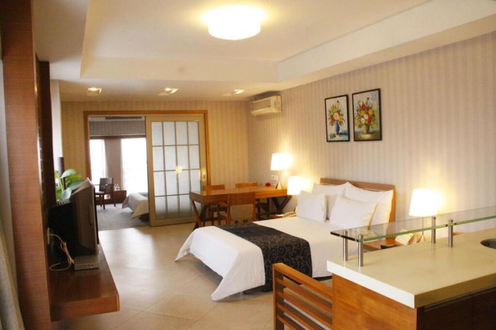 Шэньчжэнь: South China Harbour Plaza Hotel