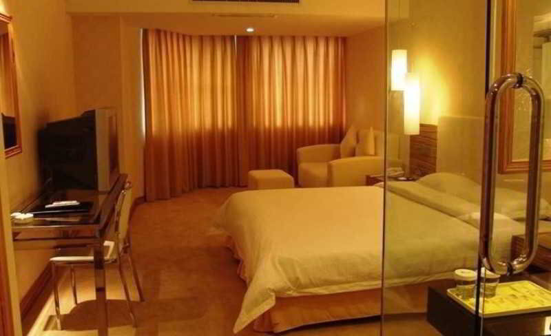 Шэньчжэнь: Fengshun Hotel