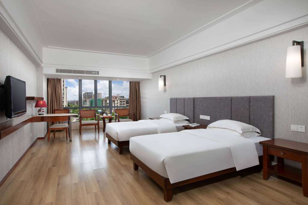 Цюнхай: Ramada Encore by Wyndham Qionghai Downtown