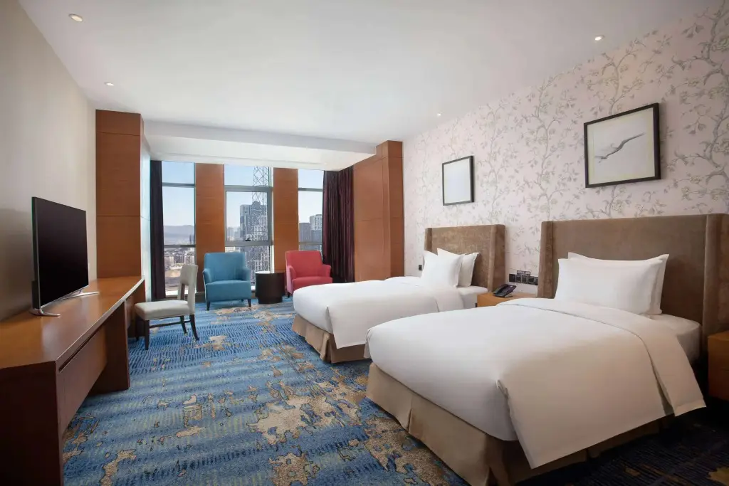 Цзилинь: Days Hotel By Wyndham Jilin Railway Station