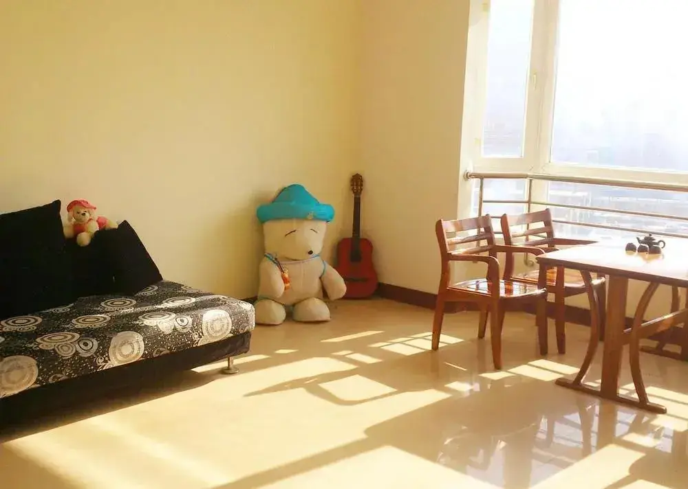 Цзинань: E Cheng Shan Se Youth Hostel