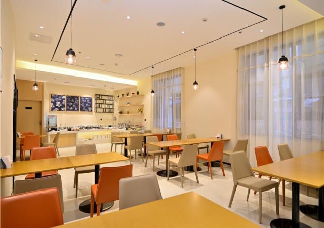 Куньмин: City Comfort Inn Kunming Railway Station