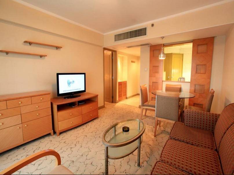 Пекин: Landmark Apartment