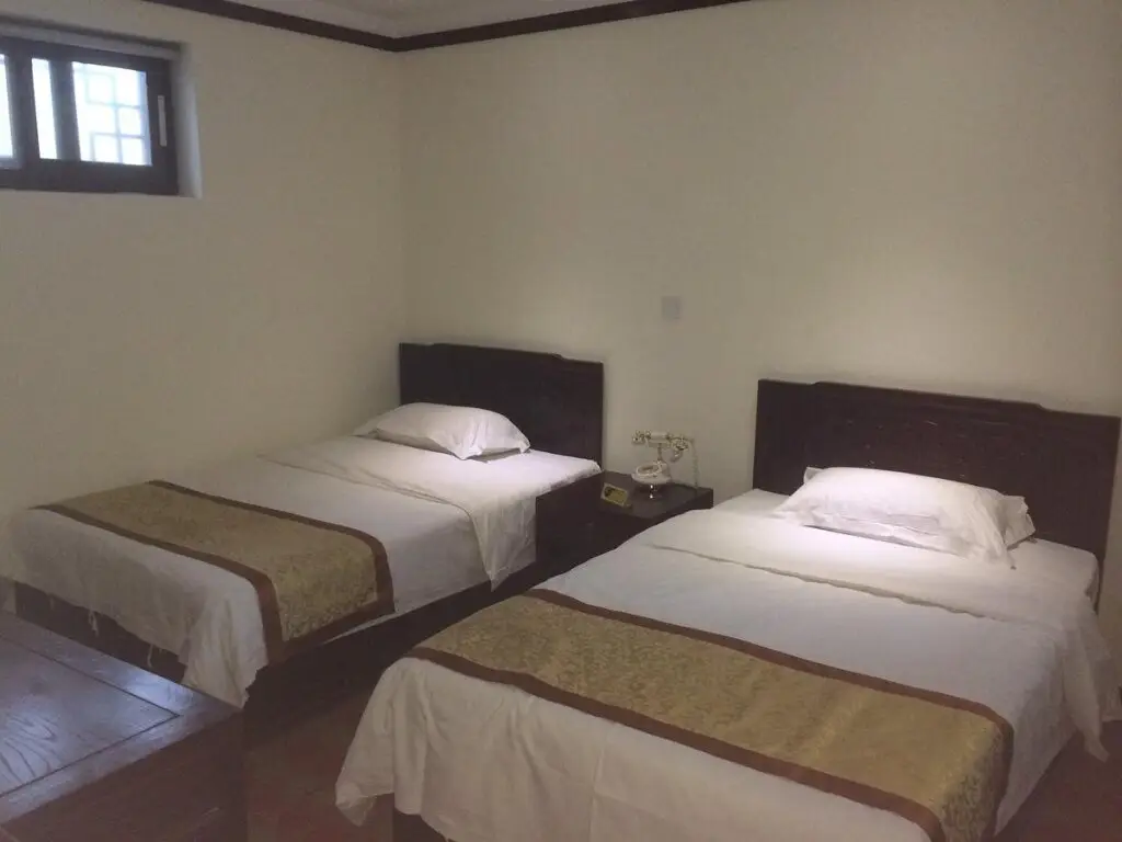 Пекин: Jintai Quadrangle Dwellings  Xu Yard Hotel (Jishuitan) (Currently unavailable)