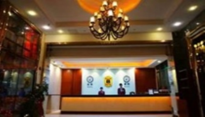 Шанхай: Super 8 by Wyndham Shanghai Hongqiao Hub Jiuting Center Road