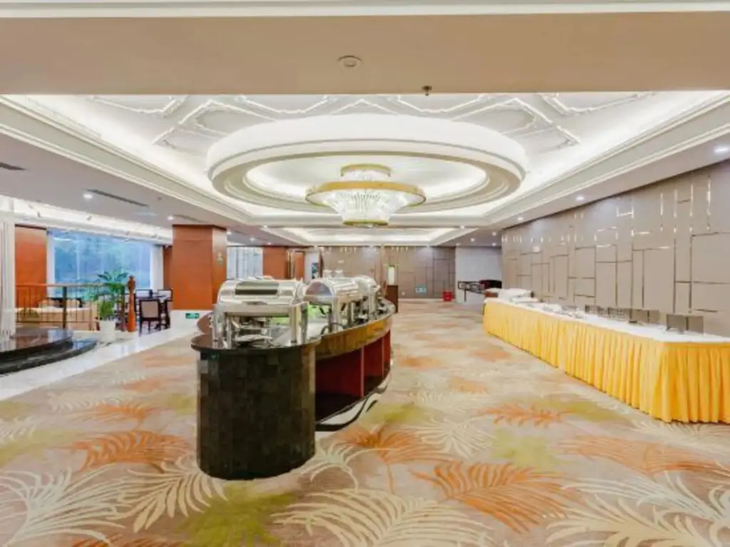 Мяньян: West Hot Spring Resort Beichuan