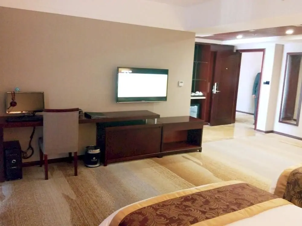 Куньмин: Big Port Holiday Inn