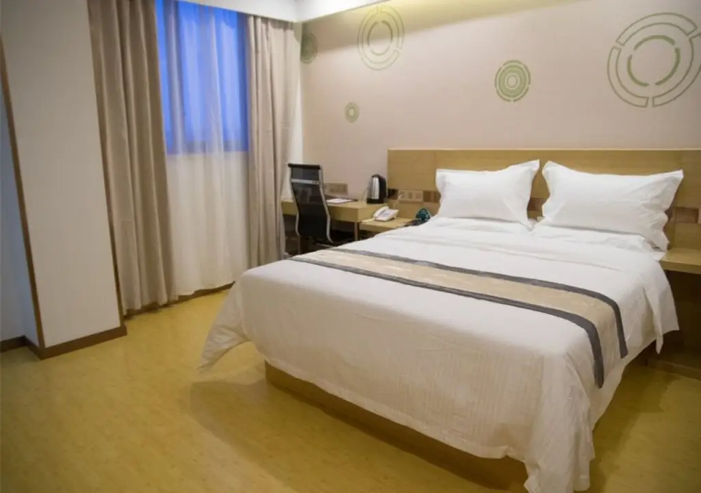 Шанхай: GreenTree Inn Shanghai Hongqiao NECCSH Shenhong Road Express