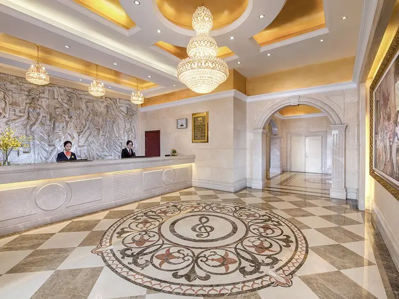 Шэньчжэнь: Vienna Hotel Longgang Longdong