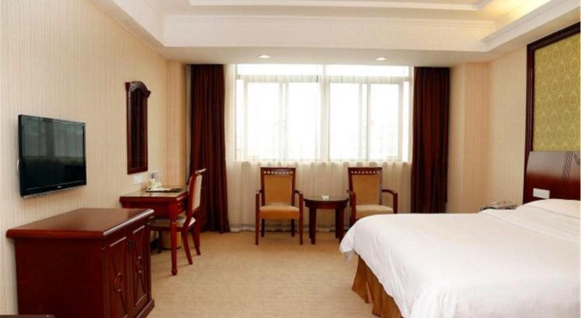 Шэньчжэнь: Vienna Hotel Longgang Longdong