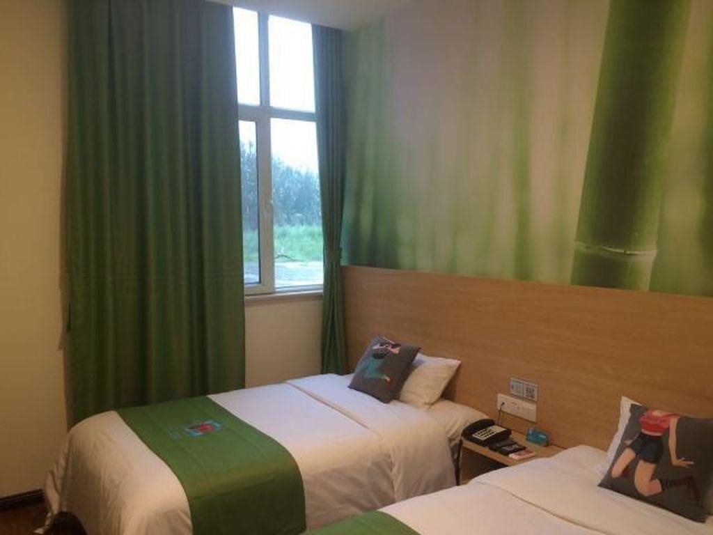 Тунляо: Pai Hotel West Tongliao River Liaohe Park