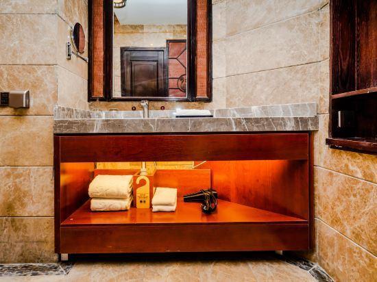 Гуанъюань: Sichuan Tianci Jianmenguan Hot Spring Resort Hotel