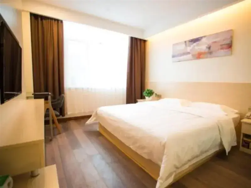 Циндао: GreenTree Alliance Qingdao Chengyang District East Jinhong Road Motor Car Town Hotel