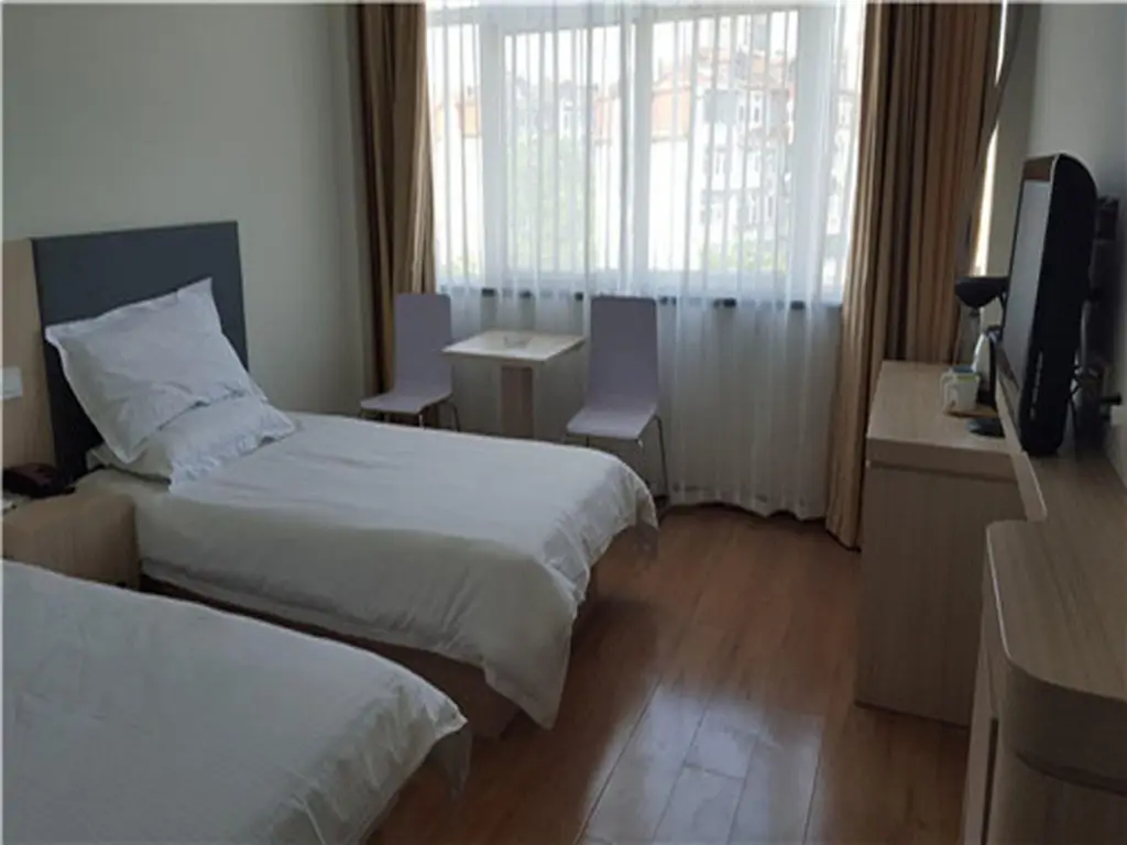 Циндао: Qingdao Elan Inn Shanghai Road Pichaiyuan Branch
