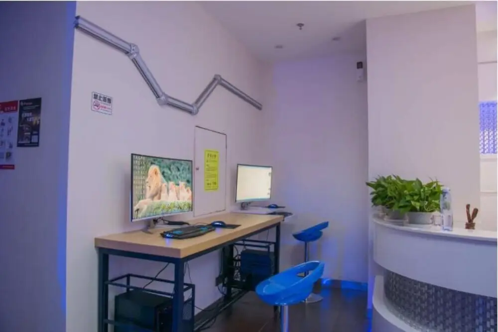Шэньчжэнь: Shenzhen Dreamers Capsule Hotel